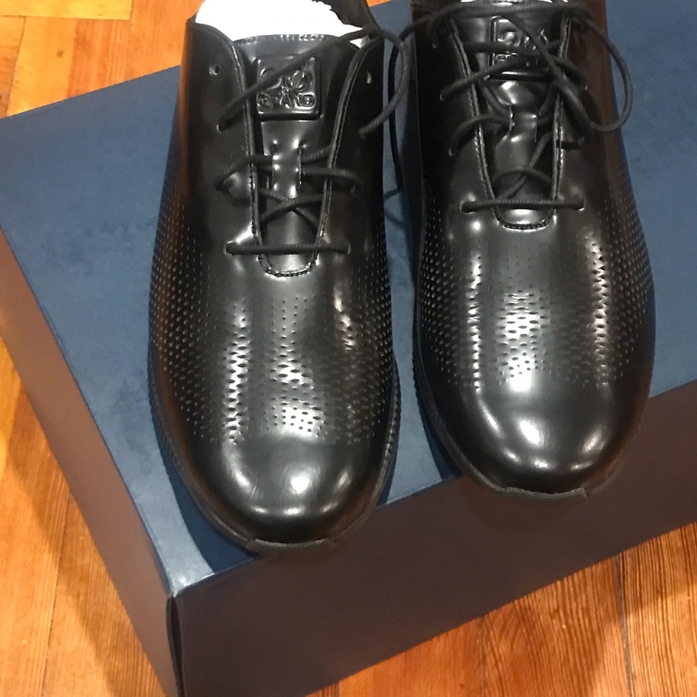 Very elegant cole haan shoes brand new men sz 1050
